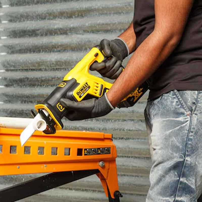 Kit 8 outils DEWALT DCK853P4-QW XR 18V 5Ah Li-Ion